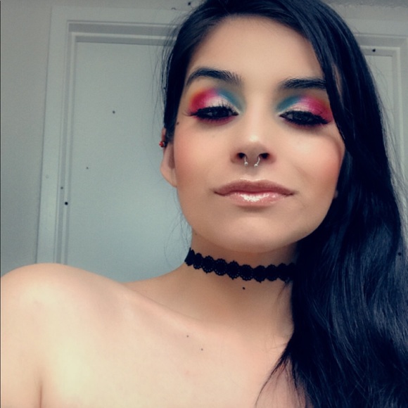 Meet your Posher, Kimberly - Picture 4 of 8